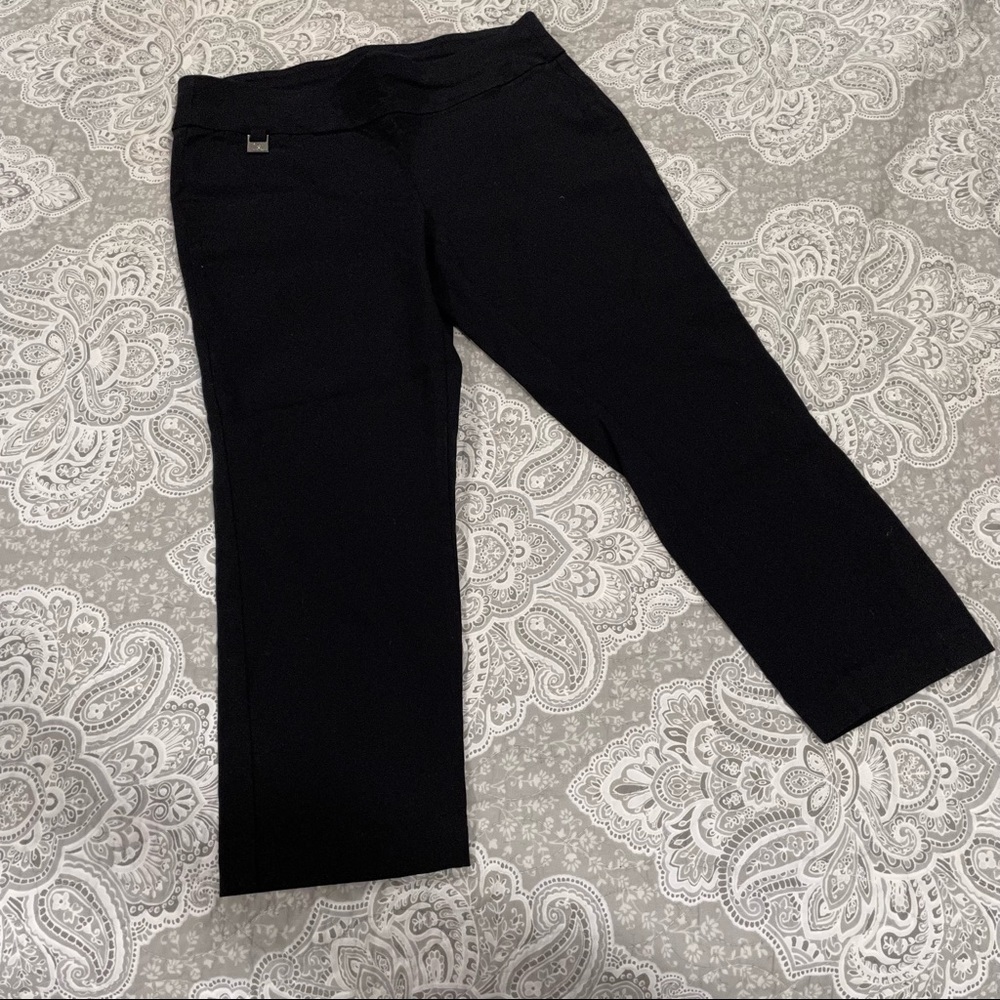 Rafaella Black Comfort Capris